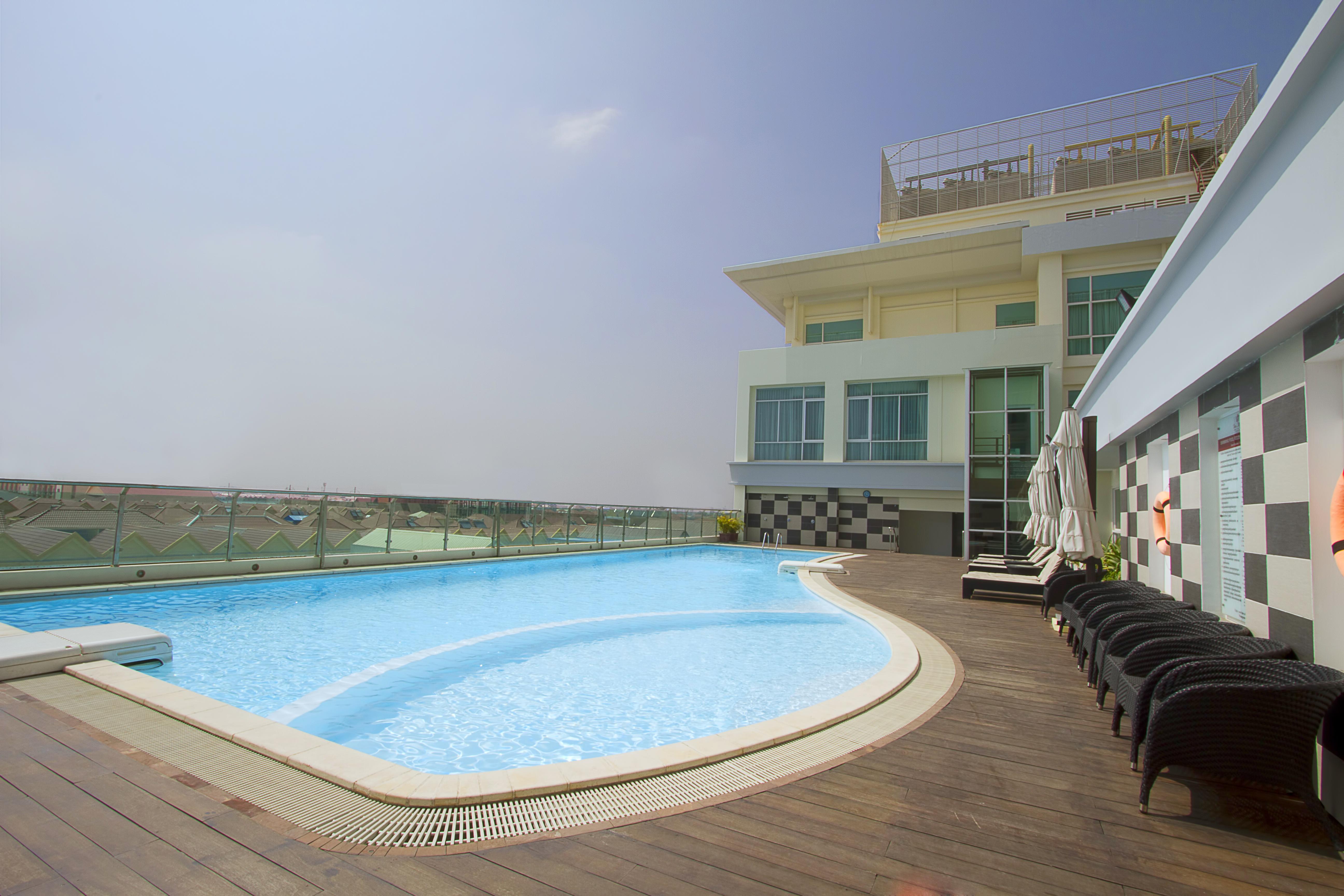 Dara Airport Hotel Phnom Penh Exteriör bild