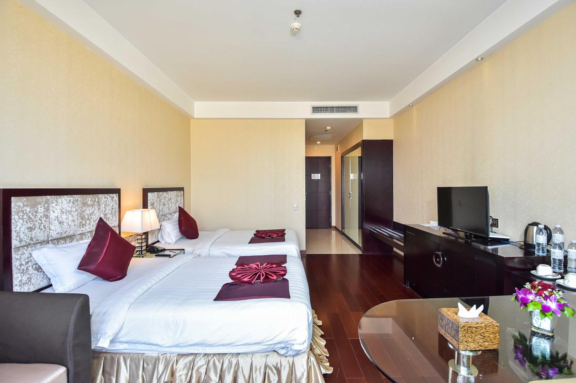 Dara Airport Hotel Phnom Penh Exteriör bild