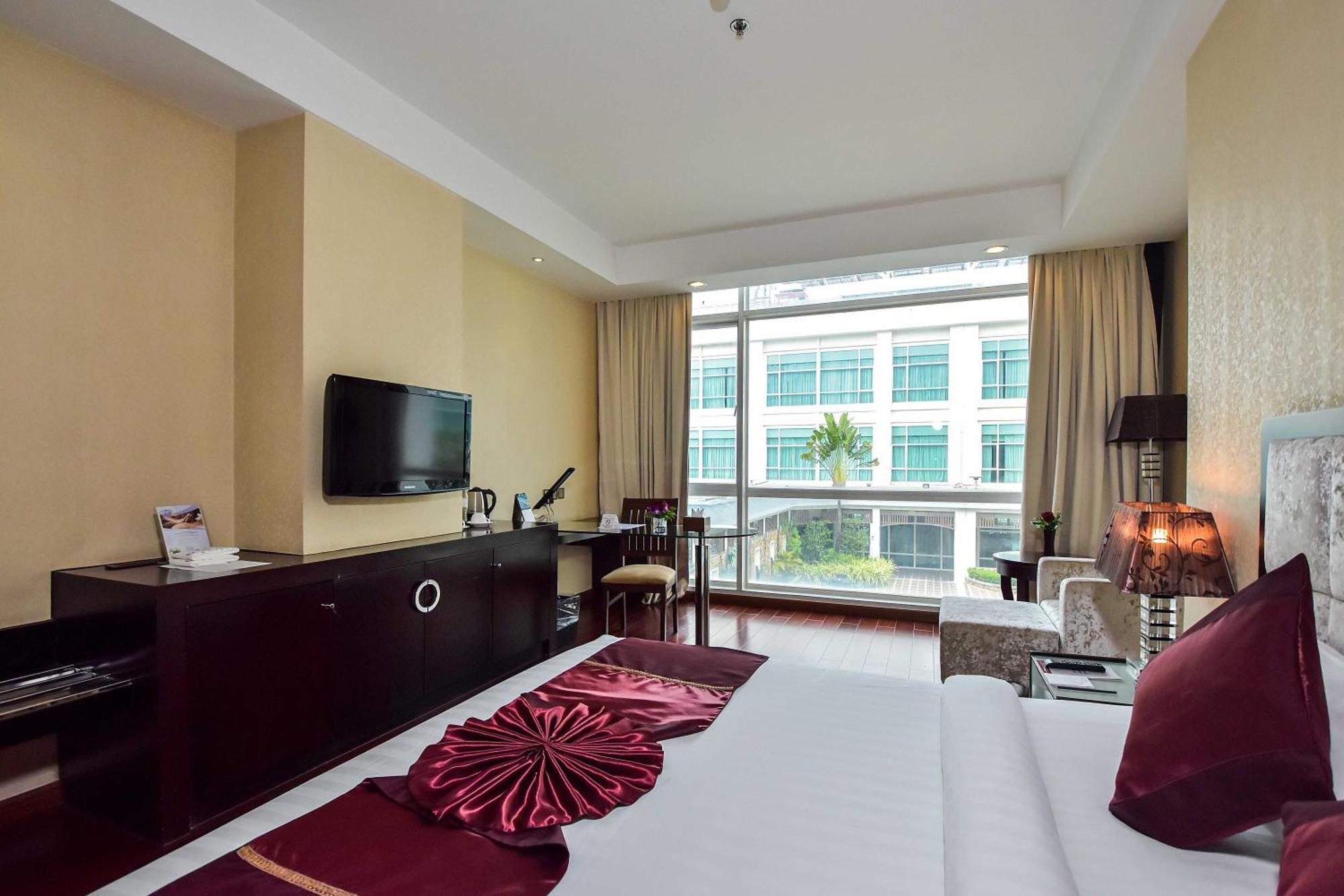Dara Airport Hotel Phnom Penh Exteriör bild